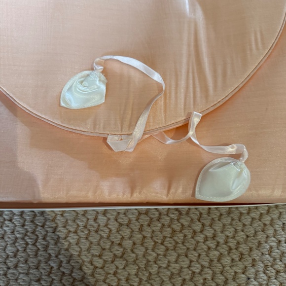 Presentables Vintage Satin Lingerie Pouch Clutch New in Package-set of 2 - Picture 6 of 11